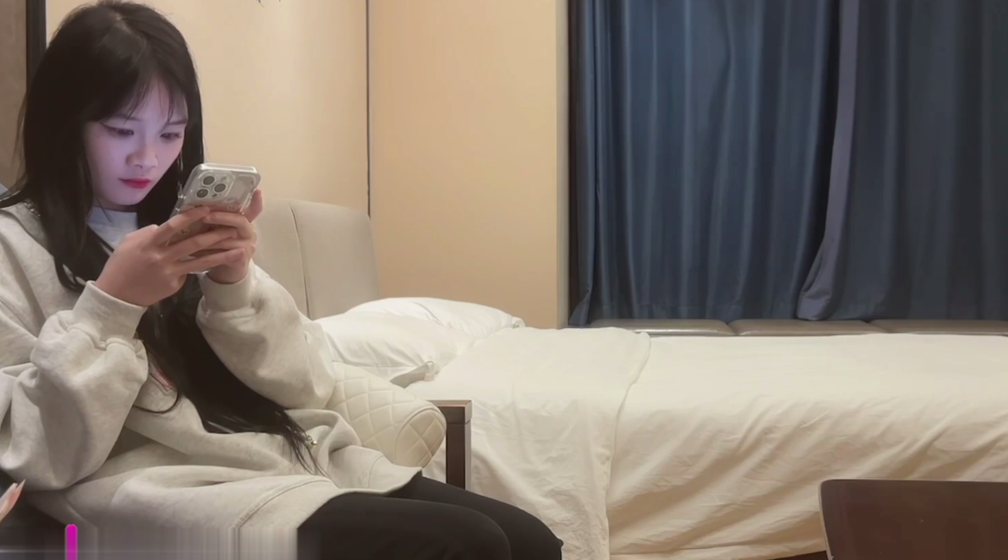 杏吧田伯光6-约炮刚破处没多久的在校清纯学生妹，身材高挑白嫩紧致