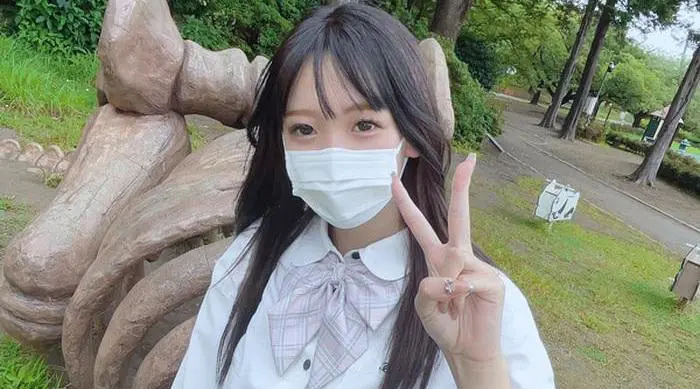 FC2-4015448 宽大G罩杯的巨乳美女！单独口交与奶交的坏习惯！而且，连续第二次外阴射精！ ！