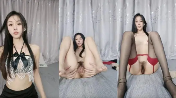 顶级颜值尤物女神！细腰黑丝美腿！开档肉丝自摸骚穴，多毛紧致小穴扣弄，翘起美臀摇摆，极度诱惑