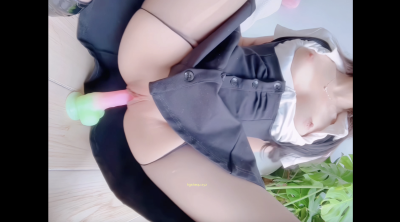 颜值嫩妹【芋圆呀呀 yuyuanyaya】粉奶粉穴 黑丝制服