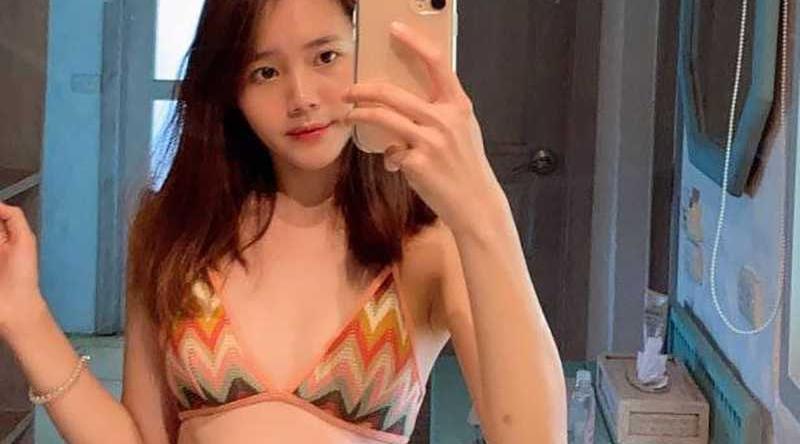 校园女神与男友不雅视频流出 全裸扮母狗 野外玩露出 露脸舔肉棒 这口技不去拍片可惜了！