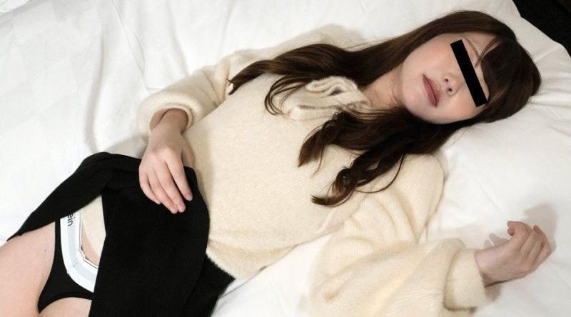 10musume_081025_01【无码】 驚喜速戰白皙美女3P！連續兩次中出！早川果步