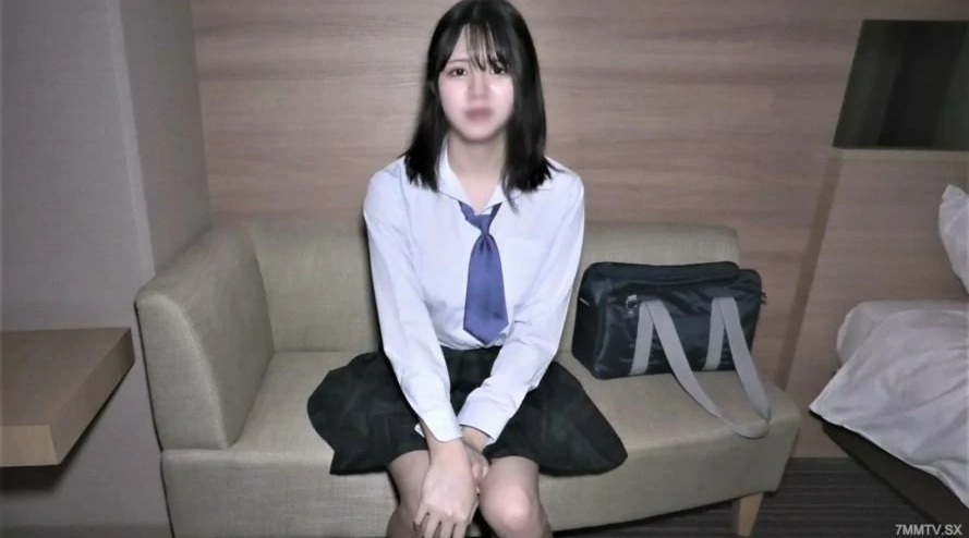 fc2-ppv 3241277【无码流出】 [连续阴道射精] <斜坡偶像脸G杯女孩>现在是季节！天真无邪的性欲太水灵！我享受丰满的巨乳性爱！ ！