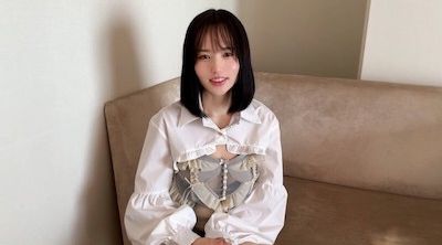 FC2-PPV-4684966 【出道作品】播音員界的「真人」震撼登場。 「2023年退場的G罩杯美女播音員」在80多分鐘的現場中出拍攝中，完整展現了她的真面目。 *售完即止