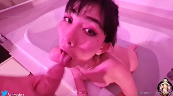 网红 - 刘玥闺蜜,Fanny Ly - 李月如,私拍鸳鸯浴,前先给白大屌,口爆