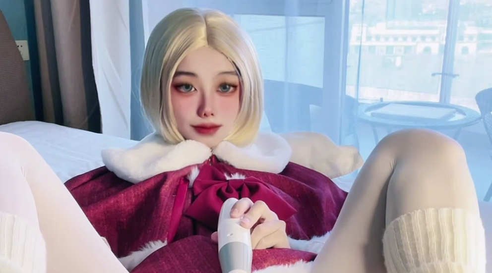 【伪娘】蛋奶酒白丝圣诞装