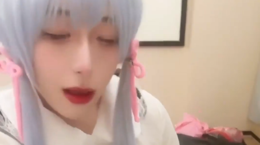 【伪娘】伪娘cos边骑边撸