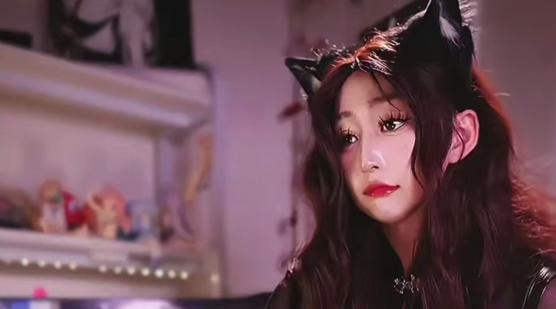 【伪娘】辣辣姜不辣黑丝猫儿边撸管边肛交假鸡巴