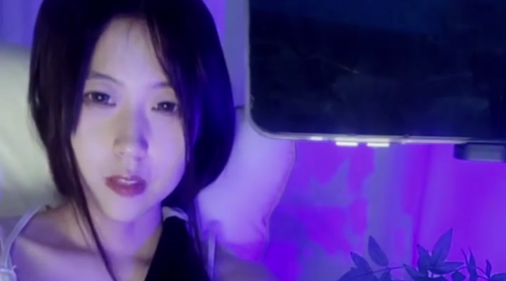 国产直播.高颜值女神盲盒系列-18岁萝莉小羊_真的太美了_裸舞诱惑道具狂插流白浆_1