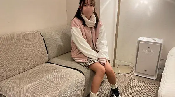 FC2-3252066 哈哈，又带了被忽视的孩子的父母。她还是一个天真、诚实、可爱的孩子。