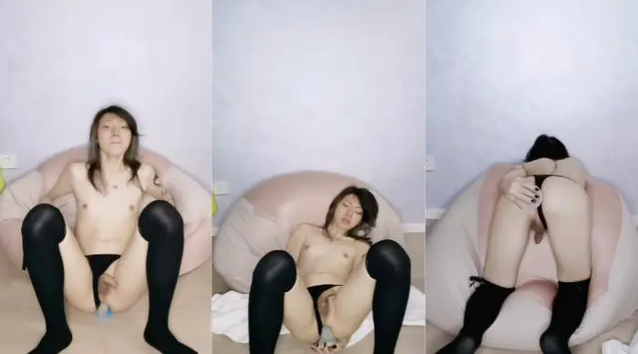 超飒CD小伪娘｜百夜｜菊花两个月没插了一碰就痒 非要插插才舒服 爽得喷液体