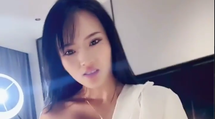 国产直播.高颜值女神盲盒系列-【超模姐姐】顶级颜值御姐_足交无套啪啪猛干白浆操出来