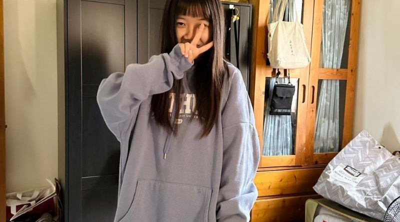 女大学生被男友调教视图流出 清纯少女变骚浪尤物 戴着肛塞被无套猛操嫩穴 爽的直翻白眼！