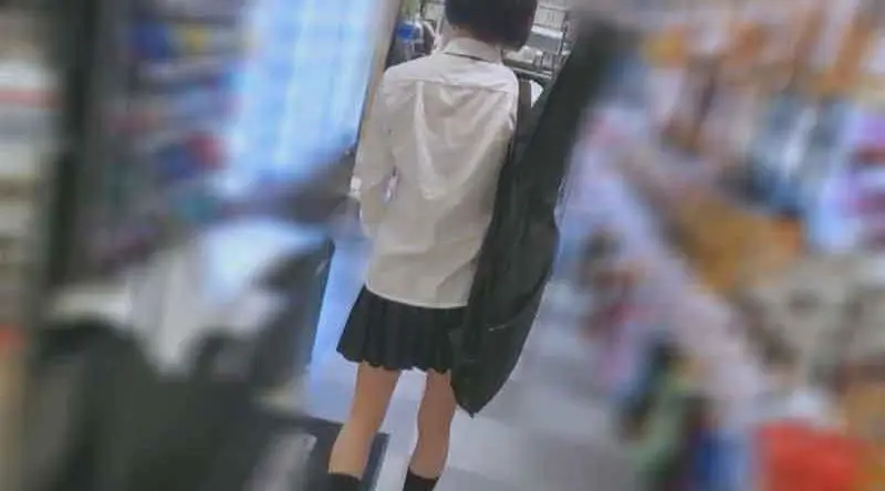 FC2PPV-2944630県立普通③美脚のバンド少女・スタジオ帰りカラオケ生ハメ・ホテルで中出し感じすぎて○○する