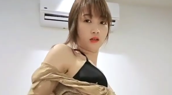 国产直播.高颜值女神盲盒系列-极品人妻御姐_夜色妩媚_扣穴自慰_口交吞精_无套操逼_5