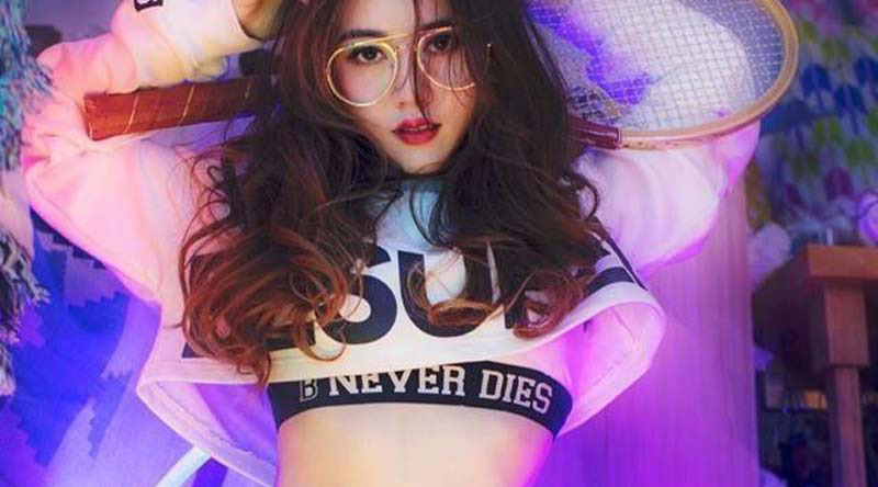 香港小姐 蘭妮 早期被土豪金主包养 做爱视频与大尺度自慰私拍震撼流出！