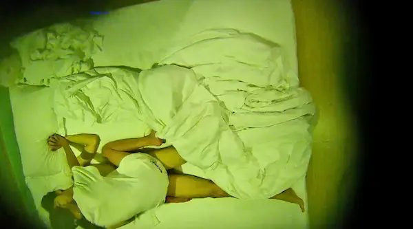 酒店精品偷拍 大学生情侣JK白丝的苗条珍袖小女友和男友后续四天