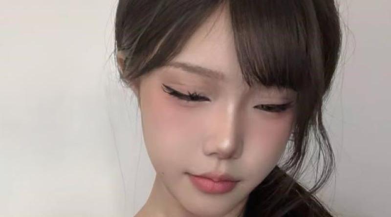 衢州极品嫩妹 Bik 私密视频泄露 SM狂热爱好者被男友滴蜡调教 皮鞭抽打后入爆操 火辣场景让人血脉喷张！