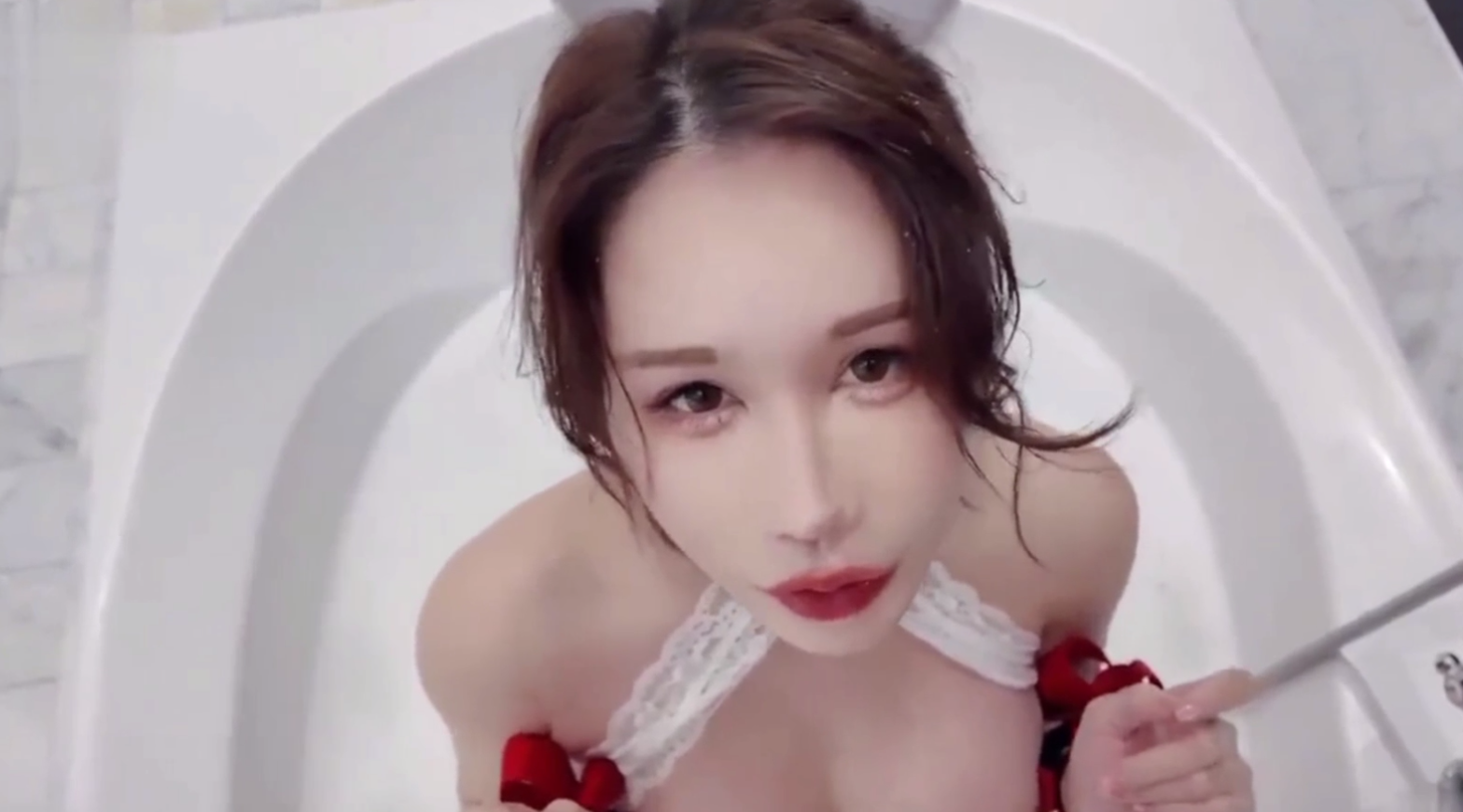 极品巨乳人妻辛尤里最新 仪式上的新娘挺着大肚子被震棒搞到潮喷口爆鸡巴颜射脸上