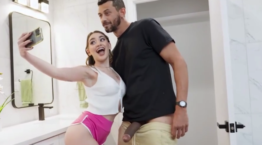 Justine Jakobs & Sera Ryder Turn：继母-继女三人行Into采访