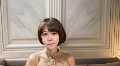 FC2-PPV-4572398 对不起，我不能告诉你细节，但今天我要被别人抱着了~来自我优雅的短切妻子的壮观中出~