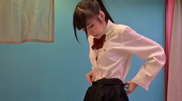 FC2-3991751 冬装 cosplay 内条地下偶像希娜 20 衣服射精第 11 部作品 [酒井]