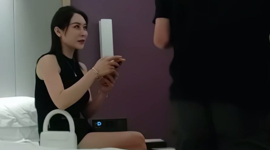 大海浪探花之东北少妇 鸡鸡太大也有错，少妇直呼顶不住