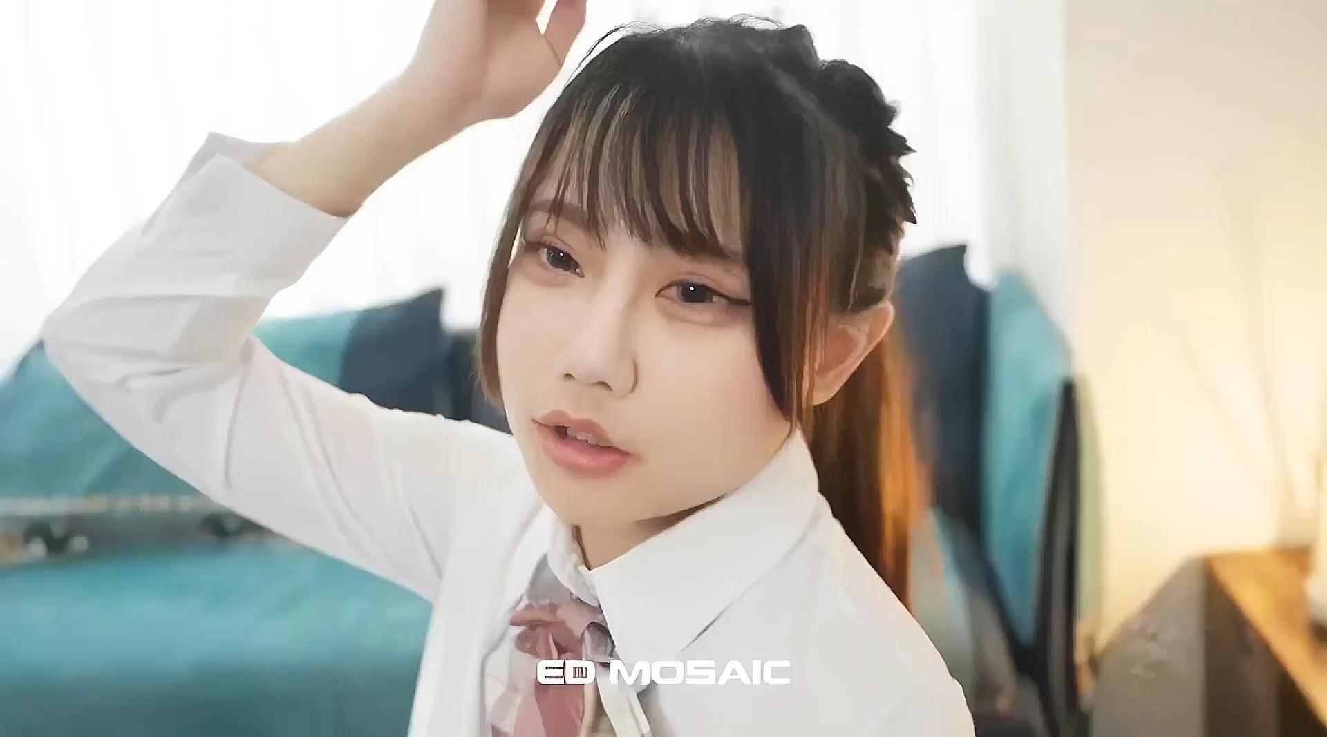 【极品无码】可爱系的邻家学生妹【1】被3男轮流插入疯狂留白汁的小穴！ 4P无码性爱！顶级色影【ED Mosaic】无码性爱影片60分钟，高清原版