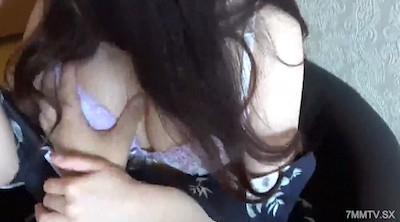 FC2-PPV-4640302 我期待与你合作，立即给你一个参与儿童发展的无辜的18岁男子！ 【高品质有奖品】