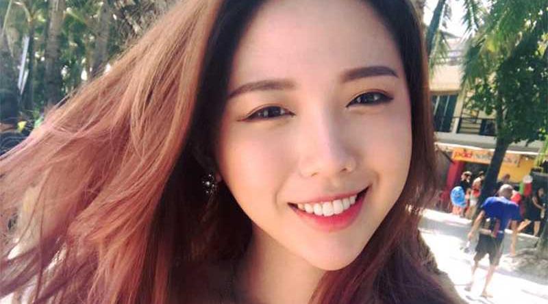 高颜值网红美甲师 奈奈 无毛嫩穴核弹巨乳 被大神哄骗酒店做美甲惨遭诱奸 太牲口了！