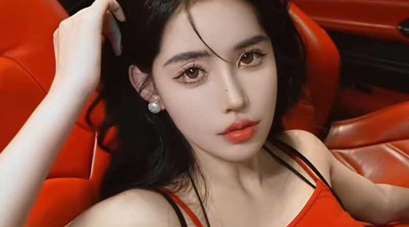 抖音网红 小乌苏Tina 参加活动遭保安咸猪手爆菊 肥臀乱颤却丝毫不慌 一看就是被摸多麻痹了！