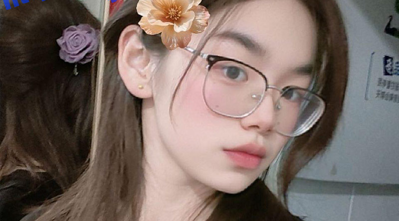 江苏盐城学生妹 陈金瑶 第二弹 眼镜婊钢笔插逼超骚自慰 这逆天大黑逼一看就没少挨操！