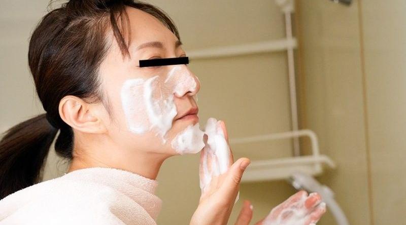 pacopacomama_050625_100【无码】 素顏熟女～御園小姐的真面目～