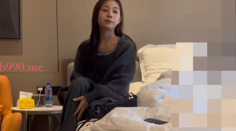 今天花4000约了个刚下水的大圈妹子，妹子没啥经验各方面都比较配合，就是很害羞一直忍着不叫床 #建材王哥