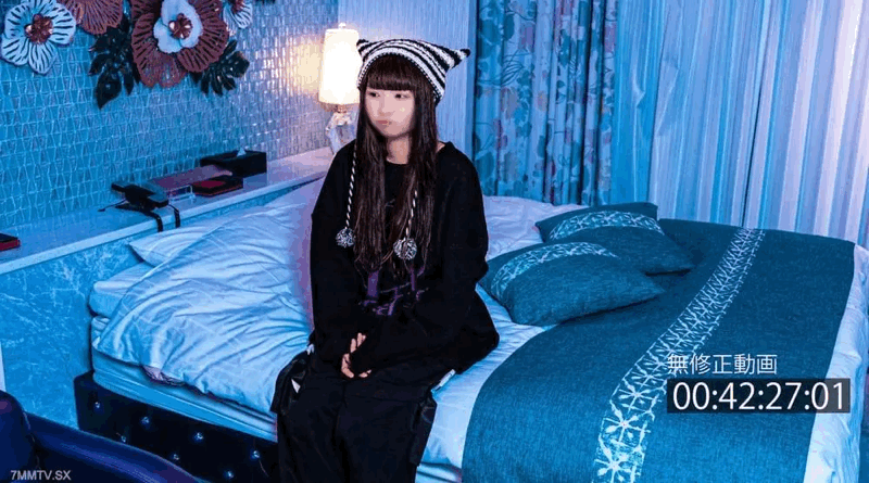 FC2-PPV-4323773 这个从九州远道而来的女人还有需求吗？原始饼。