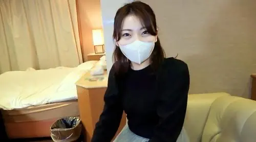 FC2-3257810 奇闻趣事与 172 厘米高的游泳教练！四肢超长、腰部扭动、一击即射的超敏感纤细身体，中出两次巨量！