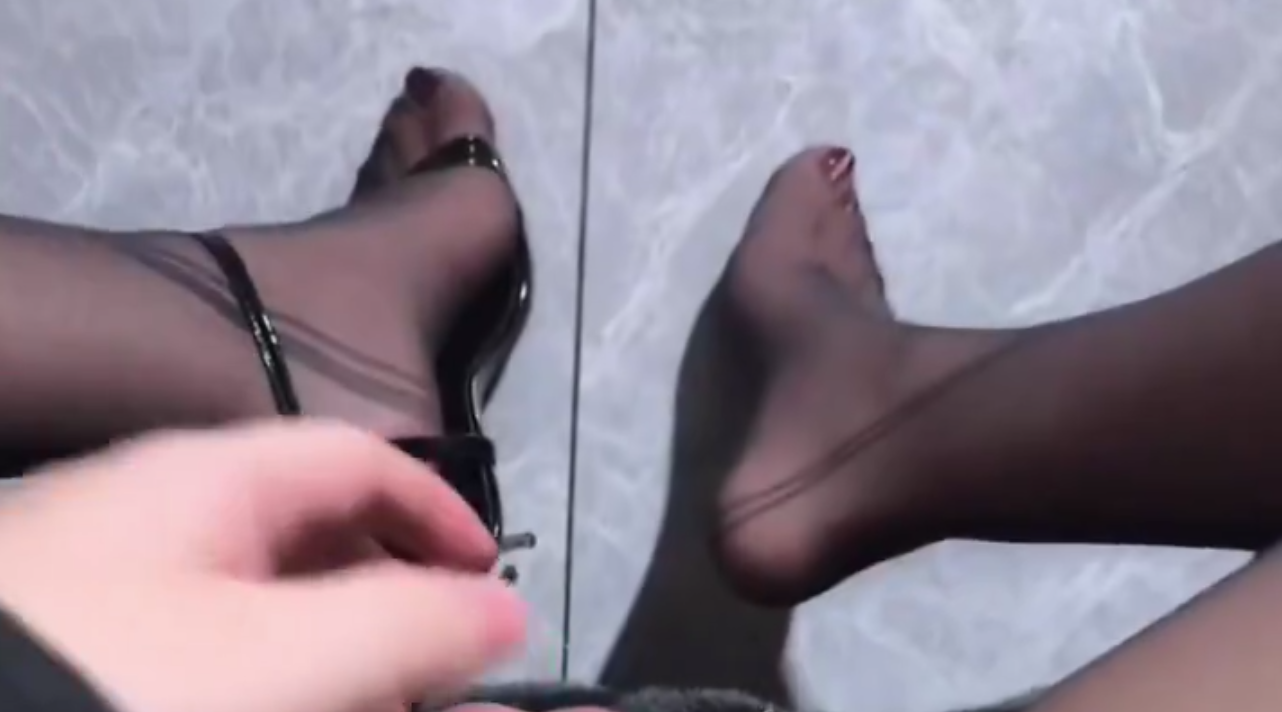 【伪娘】熙熙cdxx999999黑丝高跟自慰