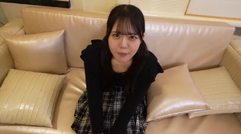 FC2 PPV 4804796【无码流出】 本物ウブ。世間を知らない18歳を激生ハメ出し。巨根で失う己の理性、初々しいリアクションは大人の世界を知らない紛れもない事実です