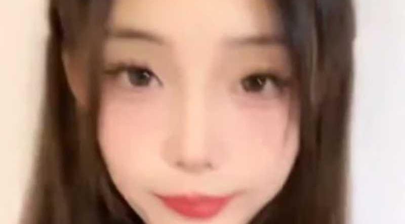 极品双马尾JK学妹 金主1V1裸聊调教视频流出 修长玉腿粉润蜜穴激情自慰 表情销魂淫荡！