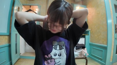 FC2-PPV-4714506 梅甘娜城人 JD 口交2