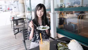 FC2PPV-3057199【無修正】容姿端麗な美人オフィスレディとオフ日に海岸淫欲デート