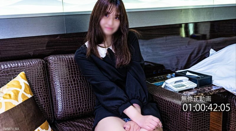 FC2-PPV-4494864 大学生/耻辱。一个天真、害羞、严肃的女孩。 未经审查/原始体内射精