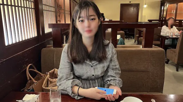 FC2-3381039 Pichi Pichi拥有20岁的身材