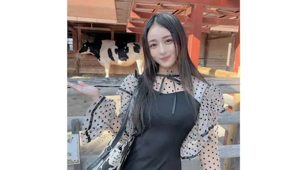 FC2-PPV-4159520 ！！巨乳女人，面容可爱妖娆，性欲极强……性欲暴露无遗，跨坐在男人身上，快感尖叫射精！ ！