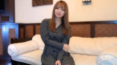 FC2-PPV-4568989 [不] 第一次脸部射精！第一次潮吹时乳交  吞下去！我对G罩杯的美艳白衣女孩尝试了各种各样的东西！接受一切的服从是最好的 *奖励高分辨率