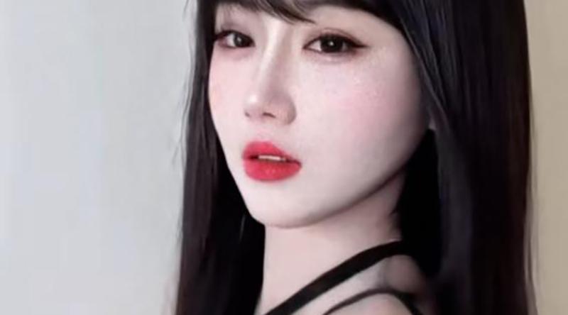 抖音擦边网红 阿姨不是小姐姐 兼职外围被扒 明码标价快餐包夜 反差母狗求意淫射屏！