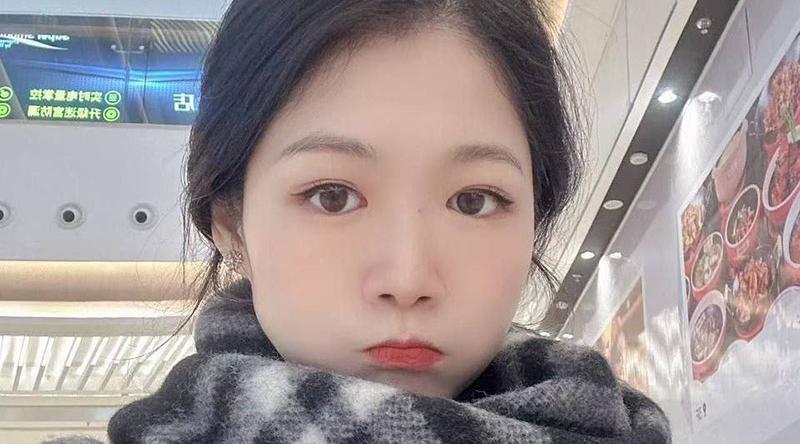 杭州极品人妻 SOUL上发私密视频求裸聊安慰 三点粉嫩小穴紧致 这谁能看出来是结过婚的少妇？