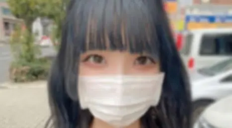 FC2-3252380 19岁在校学生。享受20岁以下女孩纤细、敏感、敏感的身体，随意射在她没有经验的阴户里。