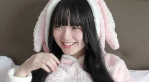 fc2-ppv 3270287【无码流出】 真的是天使吗？ ！从醒来到可爱的 Yuna-chan 的醒来内射！清洗吹蚀！