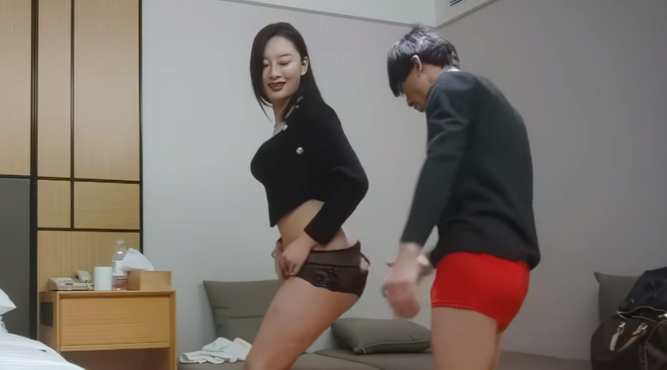 大长腿美艳御姐，风情妩媚黑丝，棋逢对手激情佳作